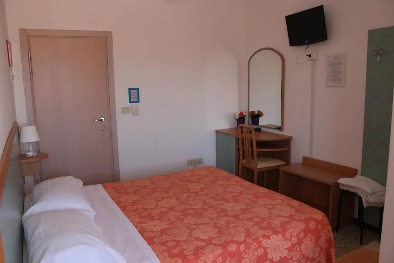 Pensione Fiorella Rimini Hotel